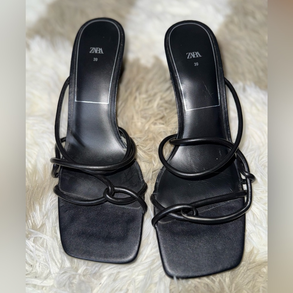 Zara Vinyl Strappy Sandals in Black